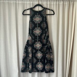 Elegant Black Patterned Dress